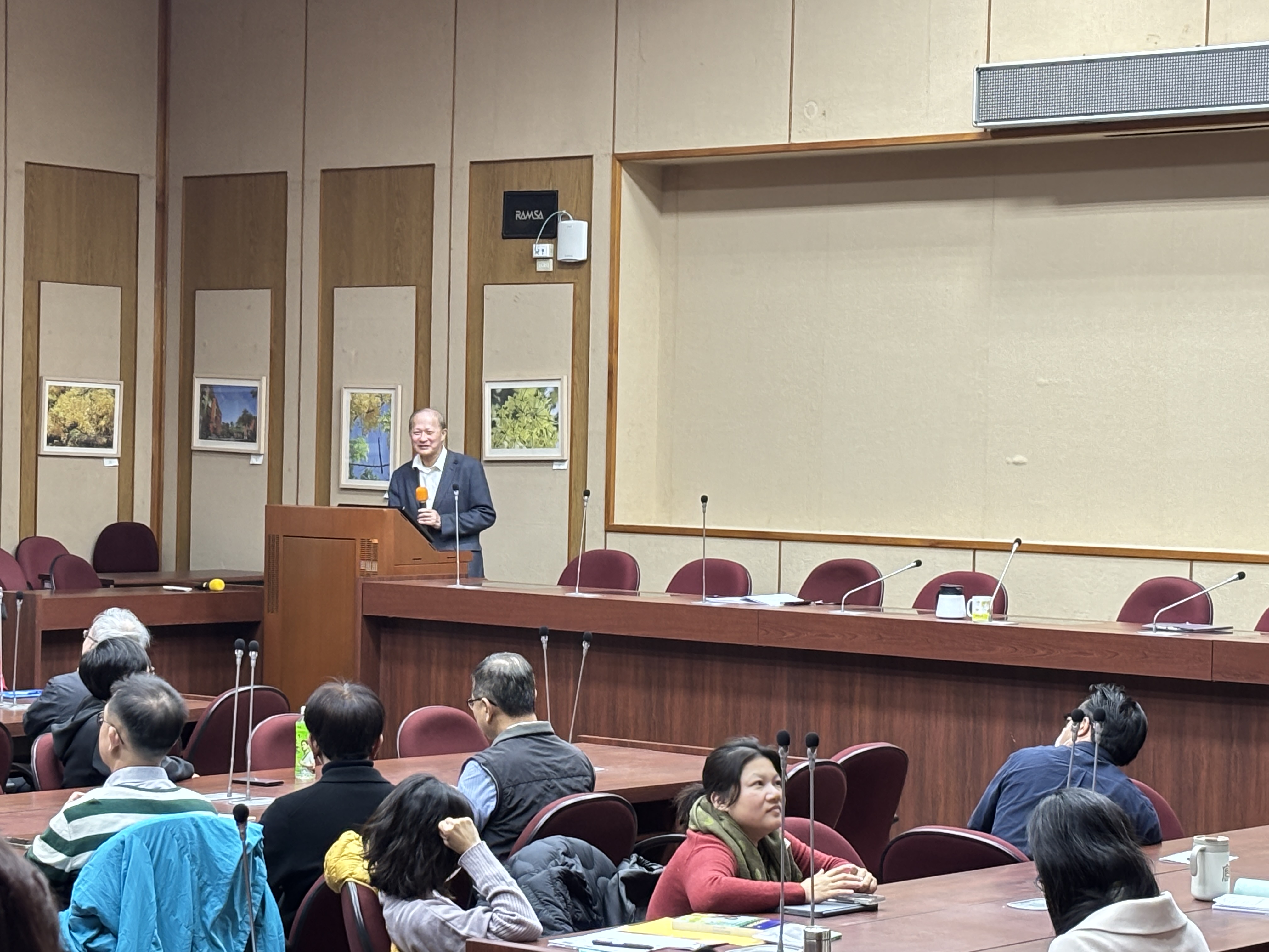 115年1月7日頒贈退休人員獎狀