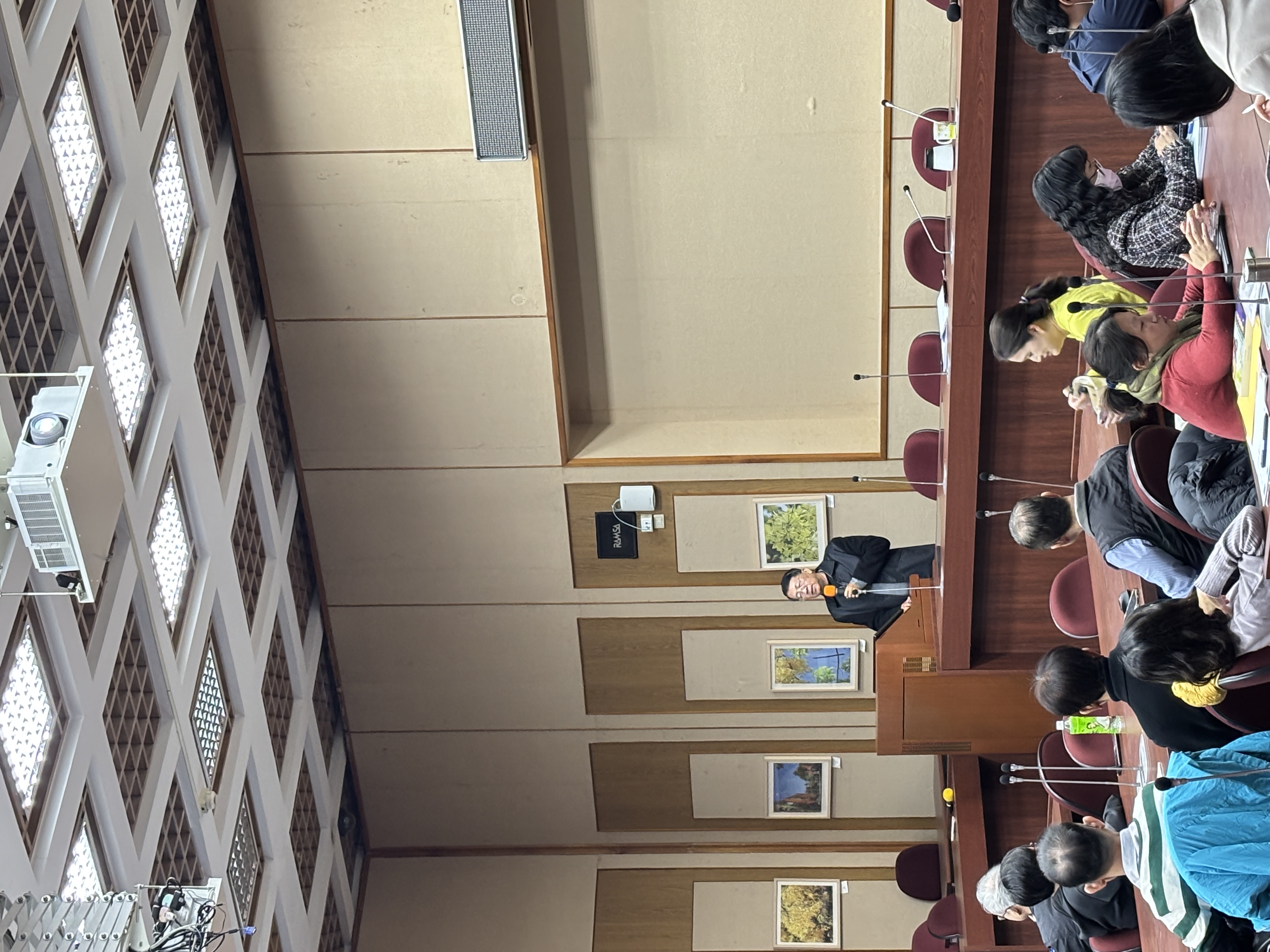 115年1月7日頒贈退休人員獎狀